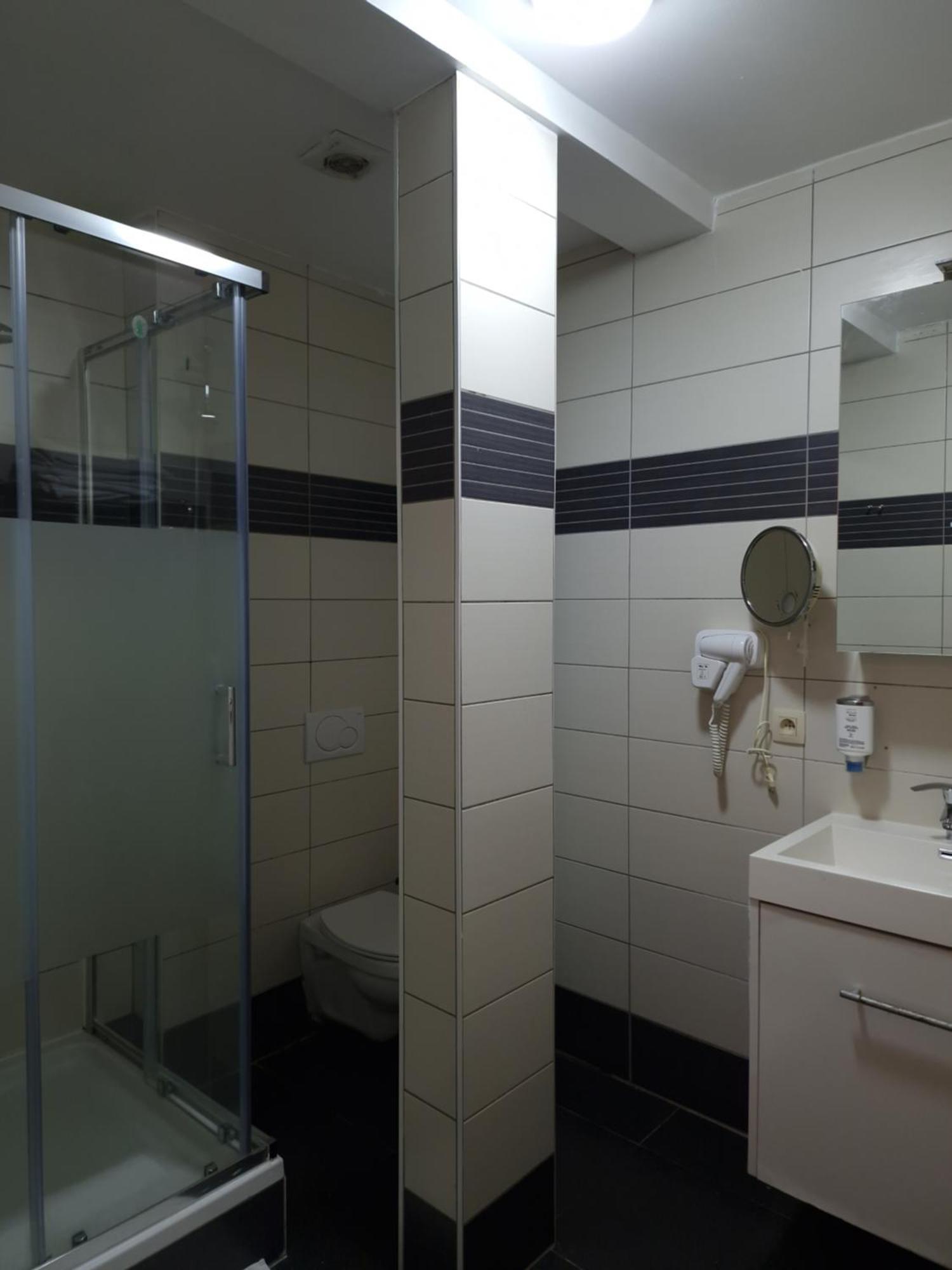 Sky Apart Hotel - Hotel Eurocap Jette Εξωτερικό φωτογραφία