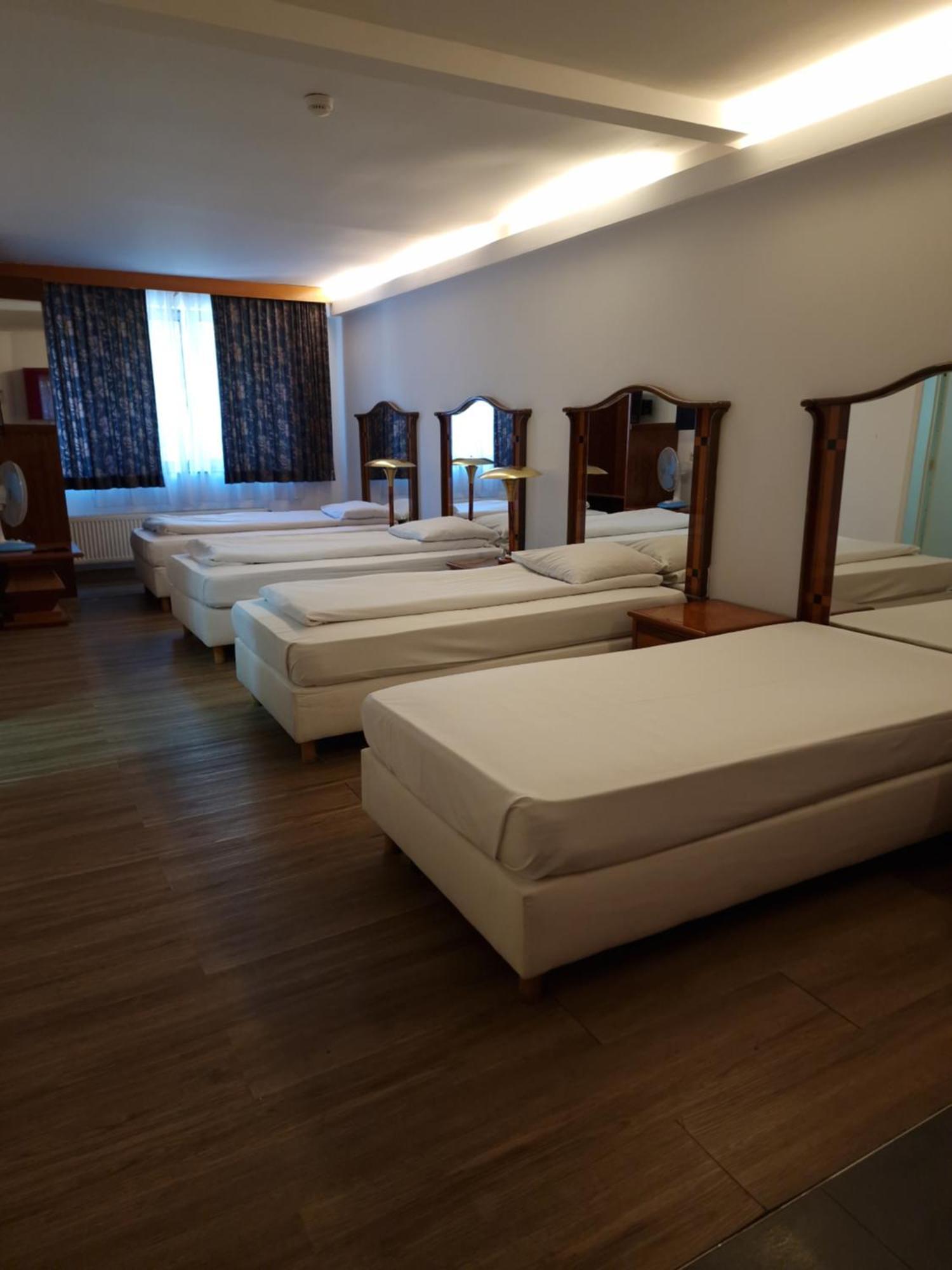 Sky Apart Hotel - Hotel Eurocap Jette Εξωτερικό φωτογραφία
