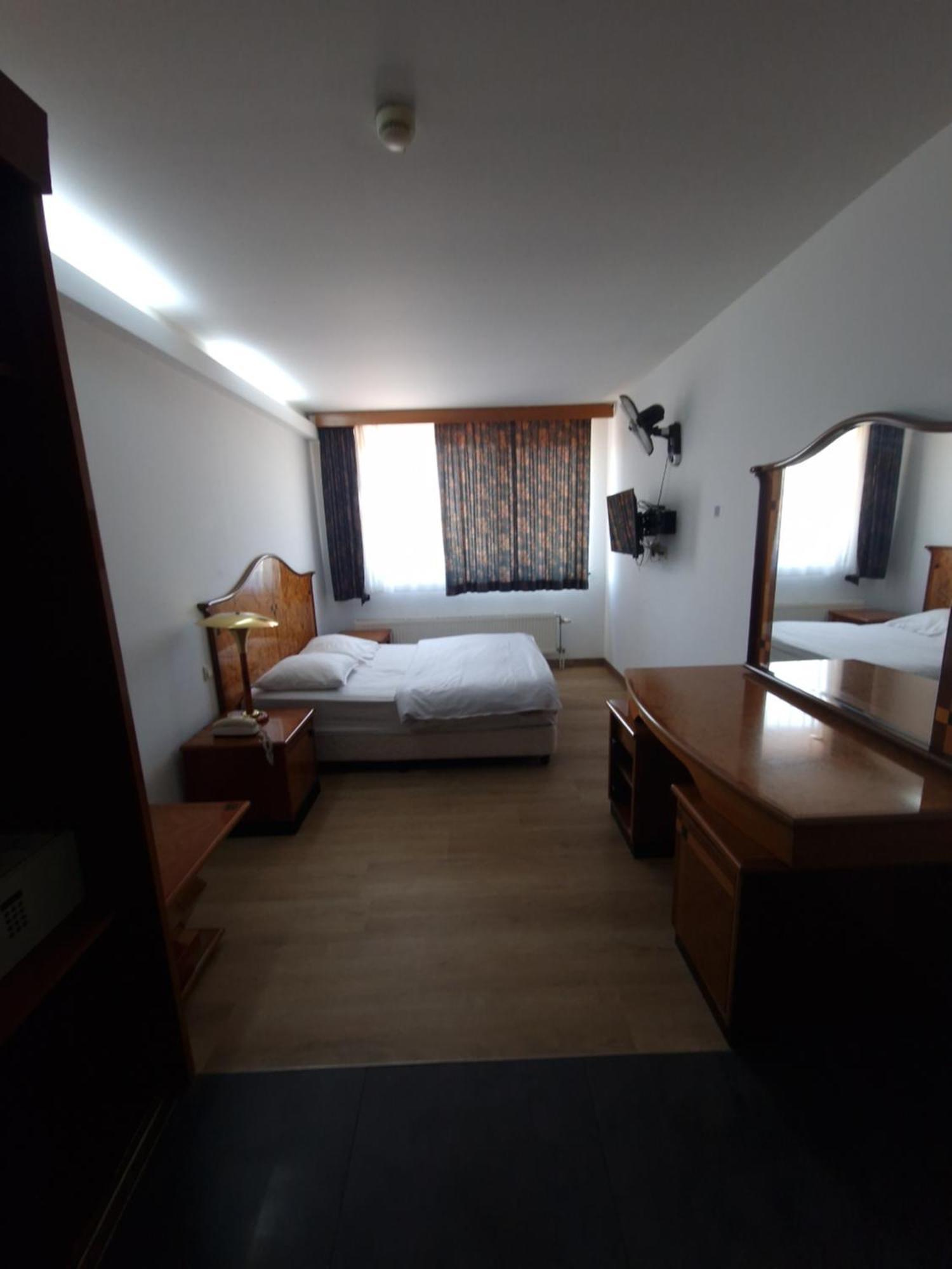 Sky Apart Hotel - Hotel Eurocap Jette Εξωτερικό φωτογραφία