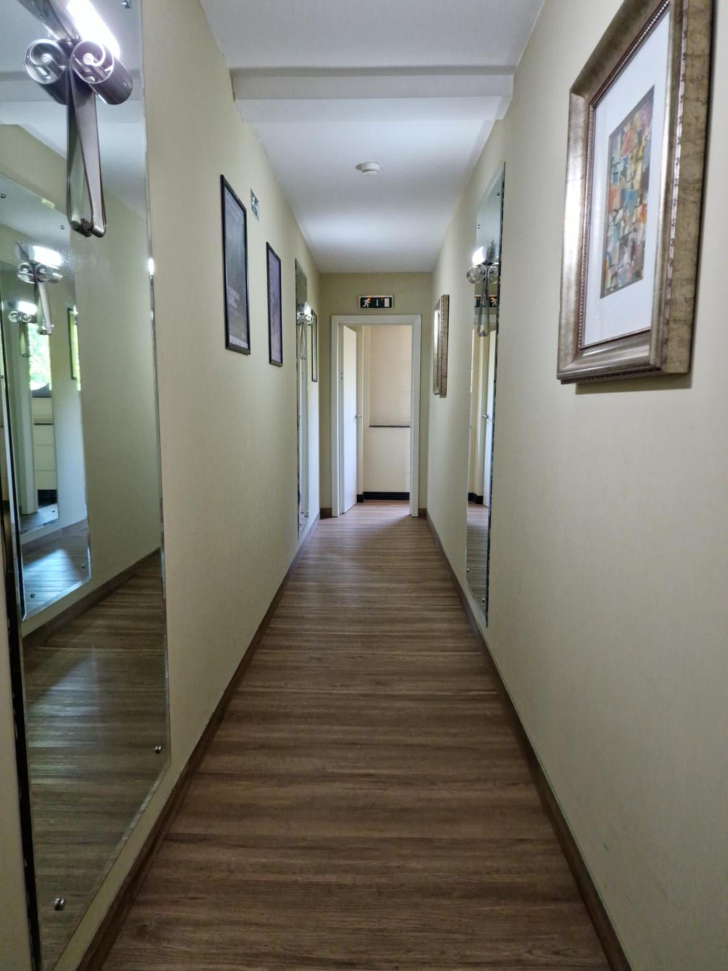 Sky Apart Hotel - Hotel Eurocap Jette Εξωτερικό φωτογραφία